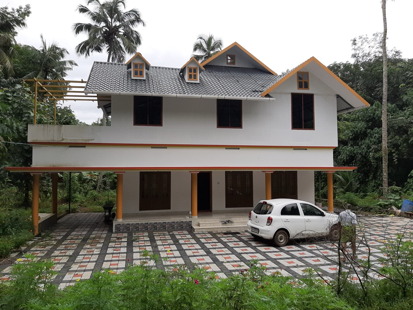 Front facade of Ambanoli Villa